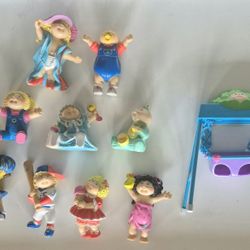Vintage Cabbage Patch Kids PVC Mini-Figures And Swing (1984)  OAA