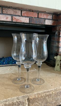 set of 3 glass vases