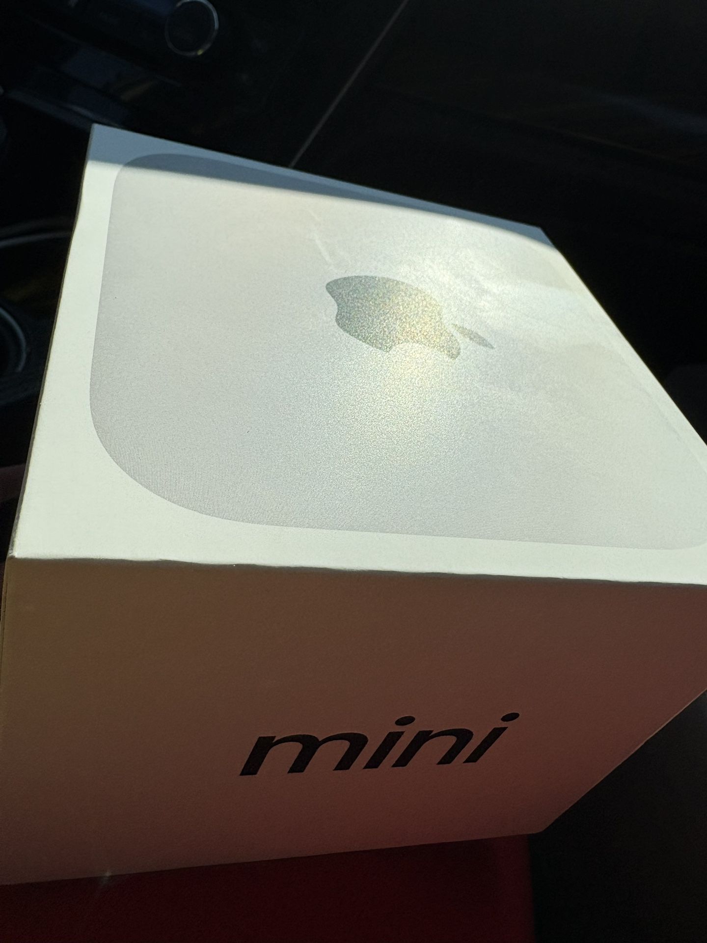 Monitor and Mac