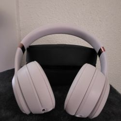 Beats Solo 4