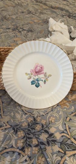 Fondeville Rose Salad Plate