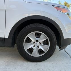 Ford Explorer Rims and Tires