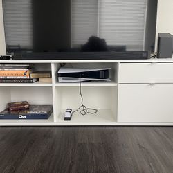 IKEA VIHALS TV Stand 