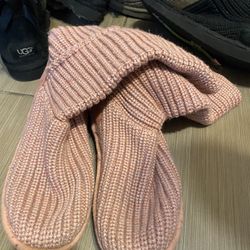 Uggs Sweater Boots Size 8
