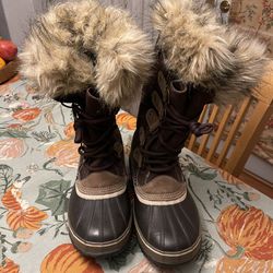 Sorel Women’s Snow Boots Joan Of Artic Sz 10 