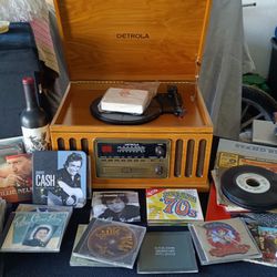 Stereo/Turntable,CD,& Cassette player 4 In 1
