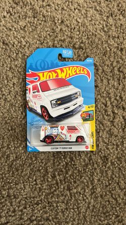 Custom 77 Dodge Van Treasure Hunt