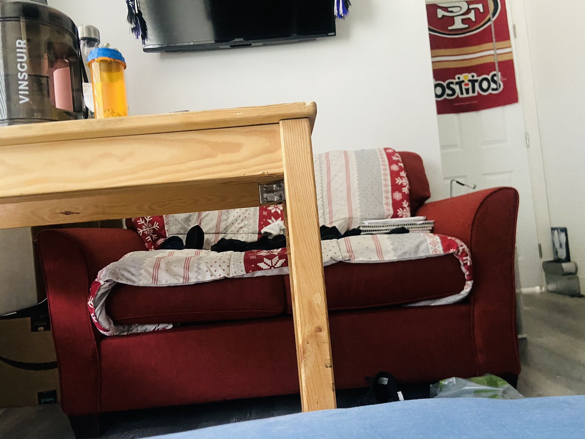 Red couch couch a Love seat