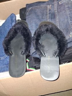 Juicy Couture Black Faux Fur Flip Flop Sandals