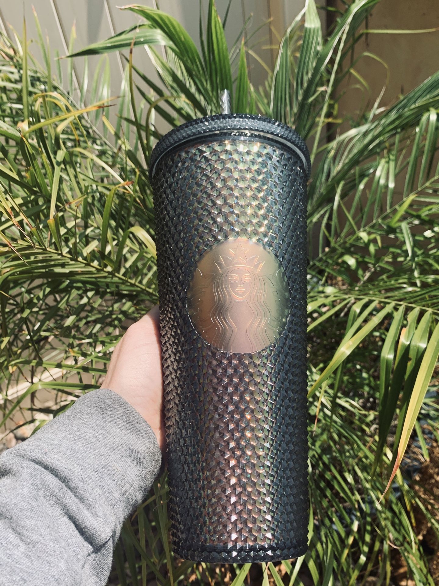Starbucks Limited Edition Rare Fall 2020 Cup: New w/Tags. 24 oz Black Venti Iridescent Black Unicorn/Diamond Studded Cup 💫