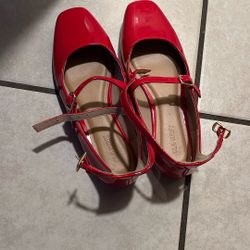 Free Size 6 Flat Red Color 