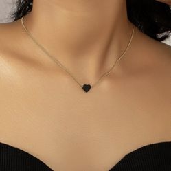 Black Heart Necklace 