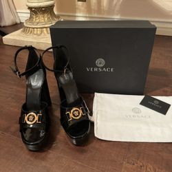 Authentic Versace Logo Platform Sandals Black Patent Leather New SZ 40.5