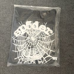 Black Sp5der Hoodie (description)