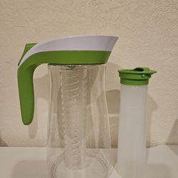 Contigo Autoseal Pitcher Set