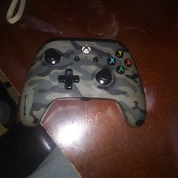 Xbox One Wired Controller 