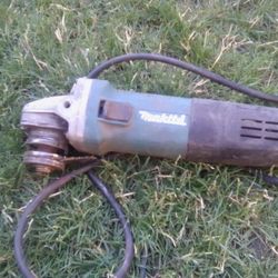 Makita Angle Grinder 