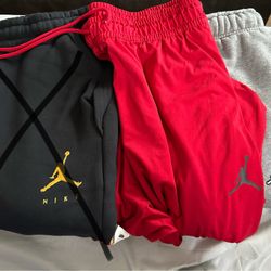 Jordan Men’s New Xl Sweatpants Black Pair Sold