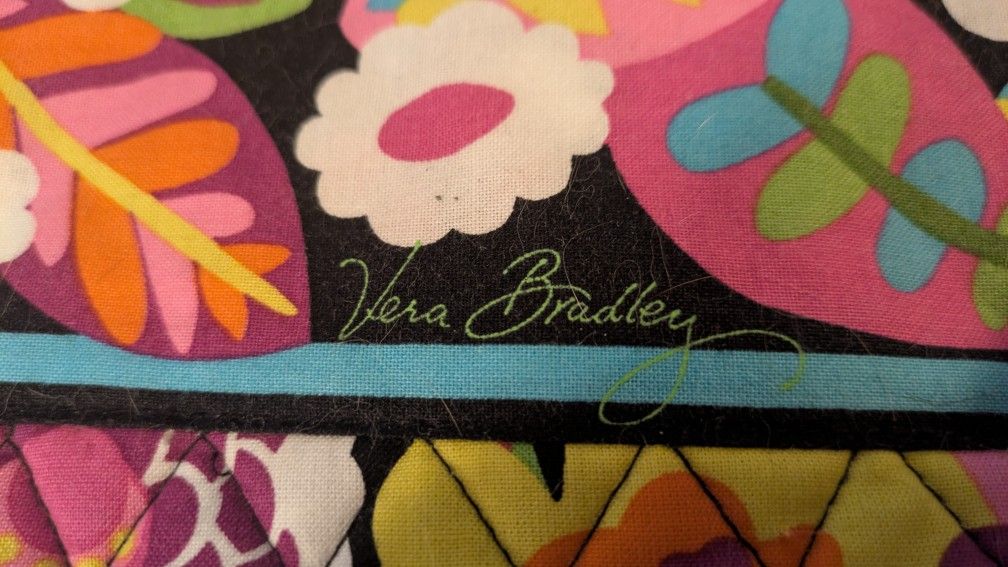 New Vera Bradley messenger bag without tag.