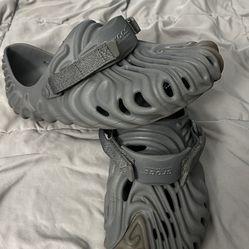 Salehe Bembury crocs