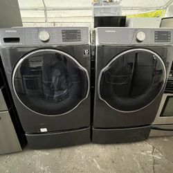 Lavadora Samsung Y Secadora Samsung De Gas Con Pedestales 30 Pulgadas Son Grandes 