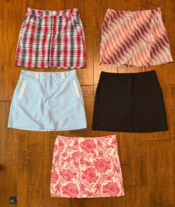 Women’s Skorts Size 6 **LIKE NEW**