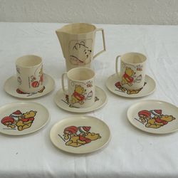 Vintage Walt Disney winnie the pooh coffee Or Tea set / 10 Pcs