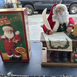 Christmas Musical Santa’s
