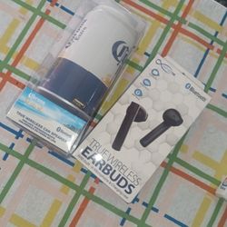 Bluetooth Speaker Can& Bluetooth Earbuds..Both Are Brand New...