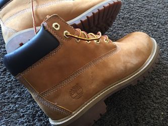 Timberlands boots. Size 3