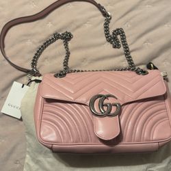 AUTHENTIC GUCCI rare pink and silver large marmont shoulder bag