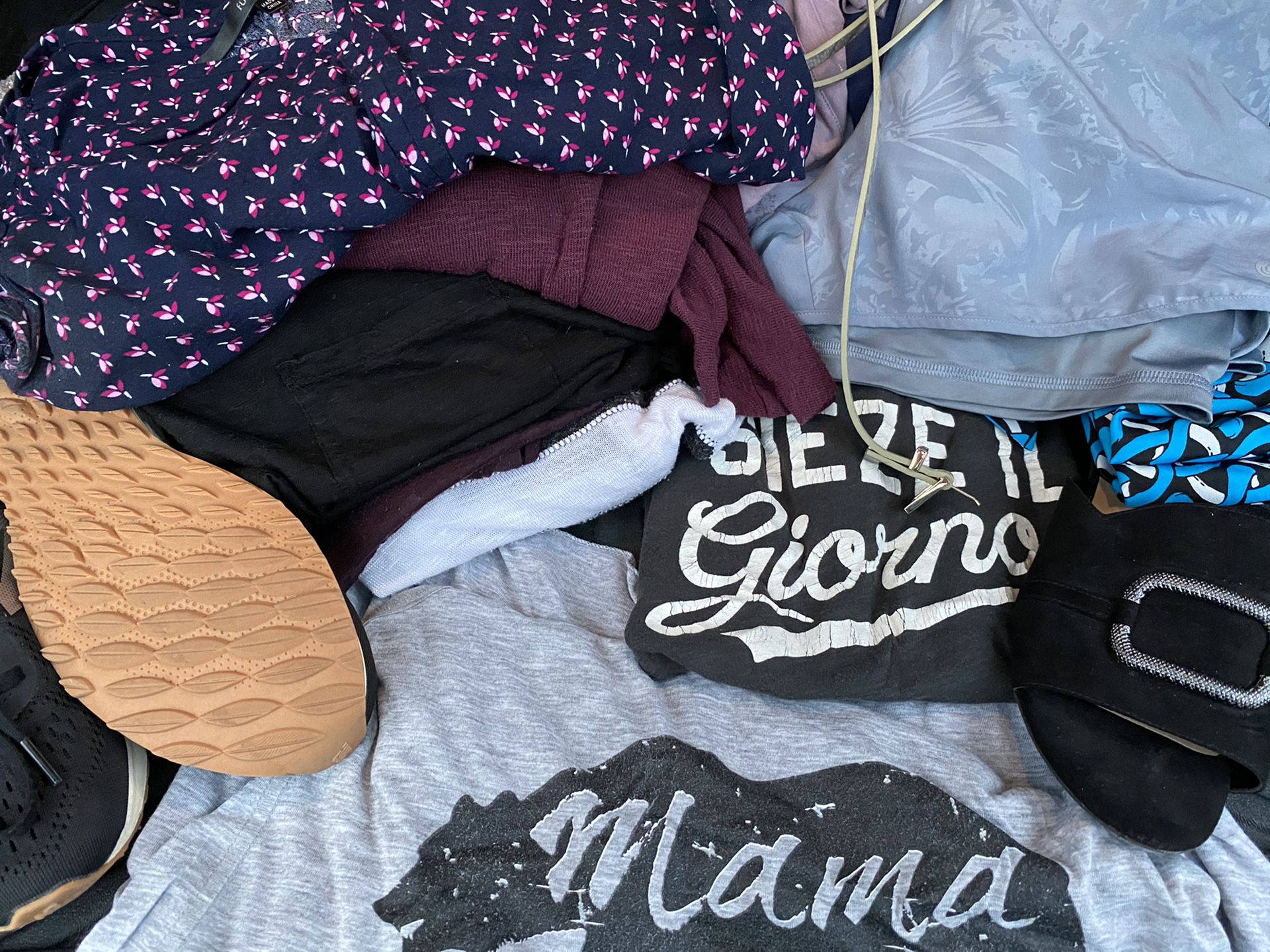 Women’s name brand lot of clothes
