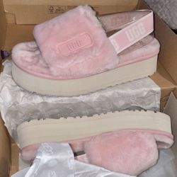 Uggs Women’s 8 $55 Pick Up Only 