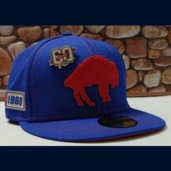 Buffalo Bills Size 7 New Era 59FIFTY 2019 SIDELINE "STANDING BUFFALO" Logo Hat (NWT) COMES W/PIN!💣Please Read Description.