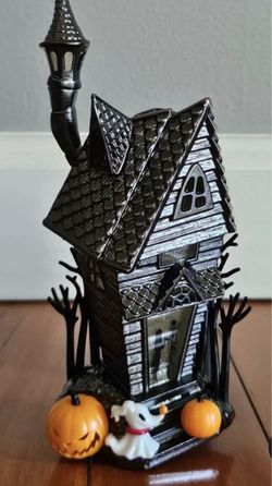 Nightmare before Christmas haunted house wallflower