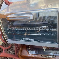 New Black And Decker Toaster Oven 