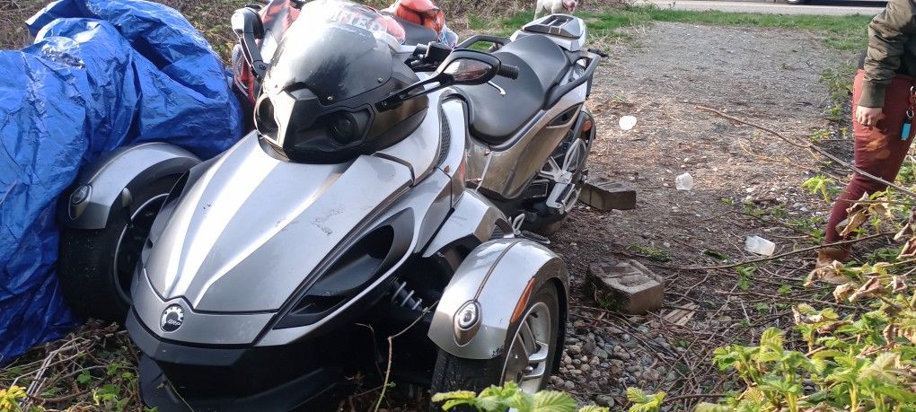 2011 Can Am Spyder