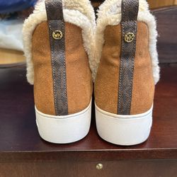 Michael Kors Womens Suede Boots