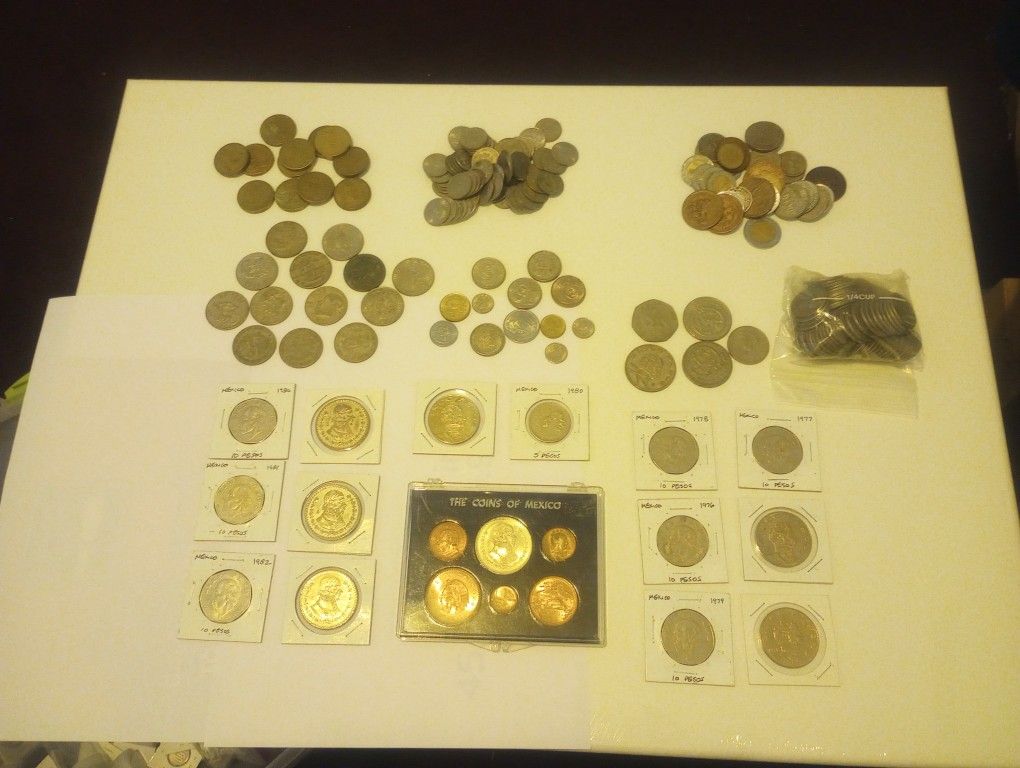 huge lot of collector coins from Mexico