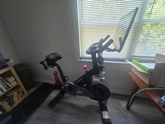 Peloton Bike