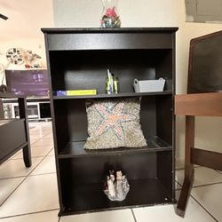 Bookshelf $20 🍀🎁🎈house Furniture, Storage And Organizer Furniture, Shelves, Desk Furniture, Good Deal 