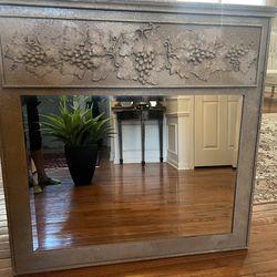 Elegant wall mirror