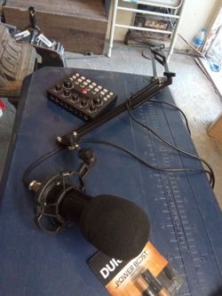 Mic and a V8S mixer