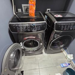 2019 Samsung Flex Duo Washer And Dryer. 