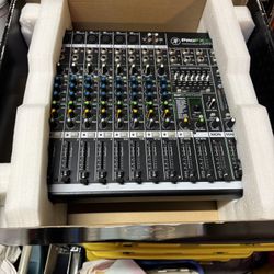 mackie profx12v2 mixer $120 OBO