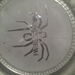 Soundstream 10 Inch Sub In Very Good Speaker Box Q Bomb