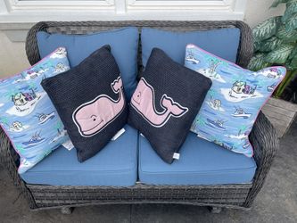 2 Navy Blue W Pink Whale Vineyard Vines Pillows