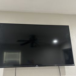 40 Inch Smart TV (Apple Airplay, roku, Netflix, Hulu Etz