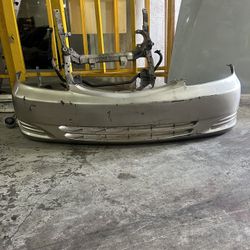 Toyota Camry Front Bumper (2002-2004)