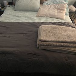 Queen Motion Style Bed